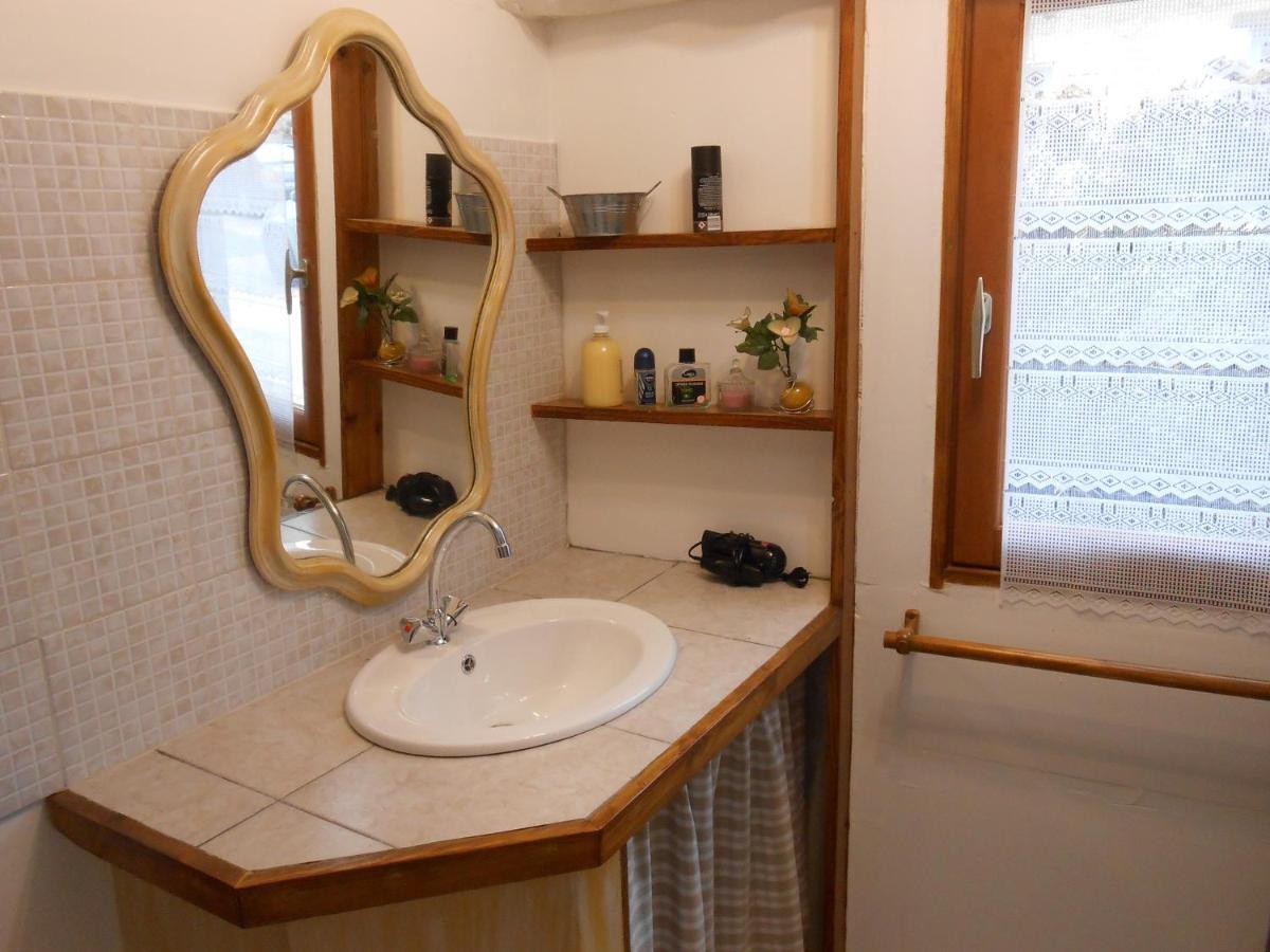 Chambre D'Hotes Le Fourniou Melle  ภายนอก รูปภาพ